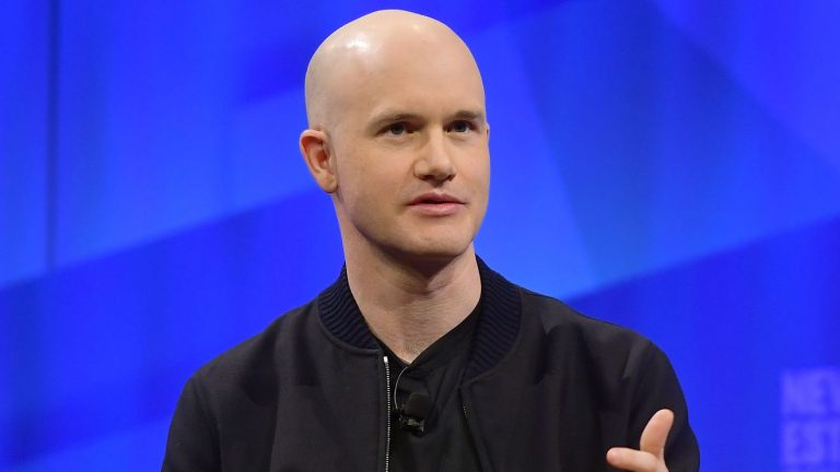 Coinbase to 'Rethink' Token Listings Strategy Amid Industry Boom